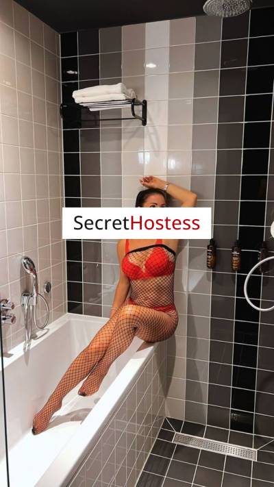 36 Year Old European Escort Dubai Brunette - Image 2