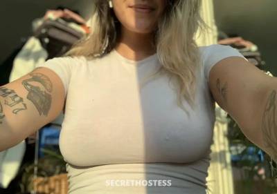 22 year old Escort in Chesapeake VA xxxx-xxx-xxx A SNACK YOU WOULD LUV❤️..HIT ME UP FOR HOOK