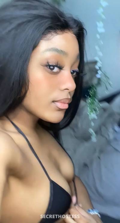 25 year old Escort in Everett WA xxxx-xxx-xxx WET PUSSY EBONY QUEEN; I’M AVAILABLE FOR BOTH