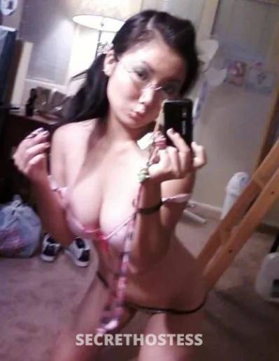 30 year old Asian Escort in Chillicothe OH xxxx-xxx-xxx ..CURVY ASIAN SNOWBUNNY . looking to give you 