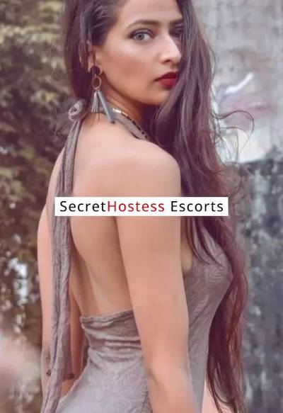 23 Year Old Pakistani Escort Lahore - Image 1