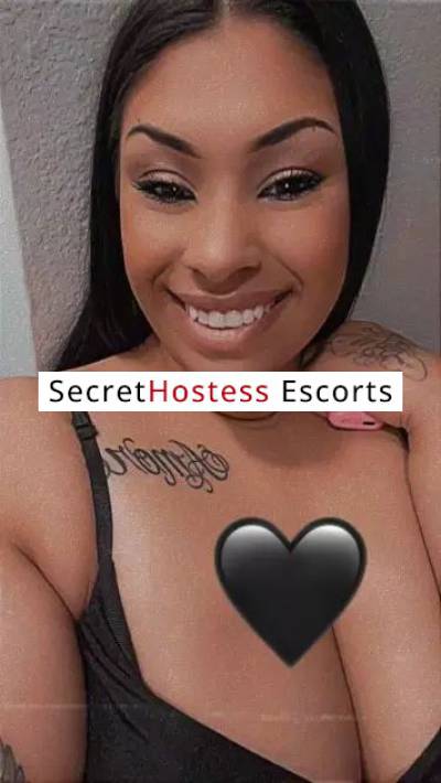 25 Year Old Escort Phoenix AZ - Image 4