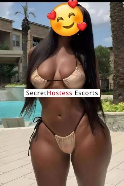 26 Year Old Dominican Escort Miami FL Black Hair Black eyes - Image 2