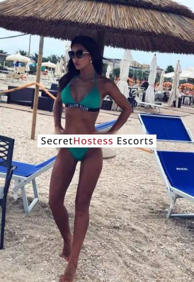 28 Year Old Italian Escort Dublin - Image 1