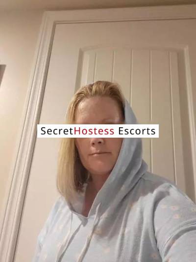 31 year old Escort in West Palm Beach FL West Palm Beach Escort Linda Offers Sensual Massage and 