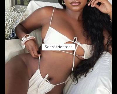 Busty curvy ebony: erotic b2b massage in Exeter