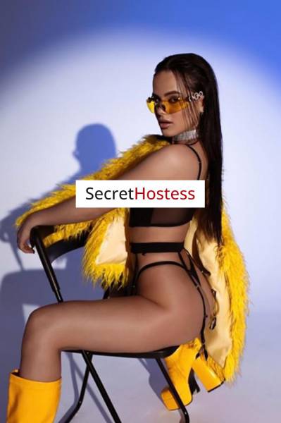 18 Year Old European Escort Dubai Brunette - Image 2