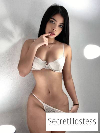 20 Year Old Latino Escort Zagreb Black Hair Green eyes - Image 2