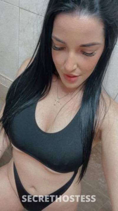 24 year old Cuban Escort in Lincoln NE Cubana nueva en la ciudad