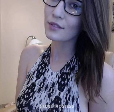 26 year old Escort in Racine WI xxxx-xxx-xxx ..... I ACCEPT HALF payment and balance rest 