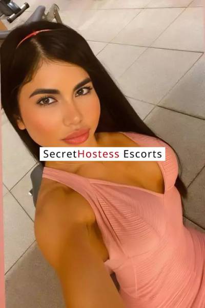 24 Year Old Latino Escort Manhattan NY Black Hair Brown eyes - Image 2