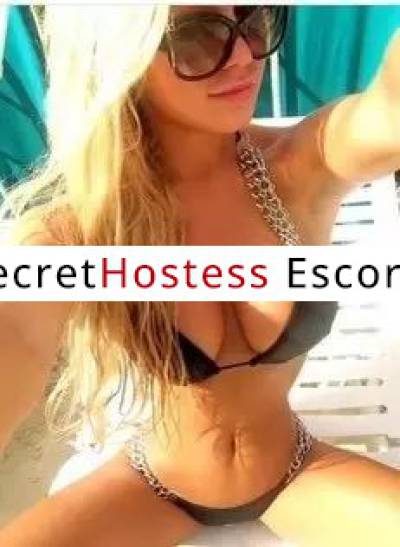27 year old Escort in Chicago IL The New in town party girl, ready for fun