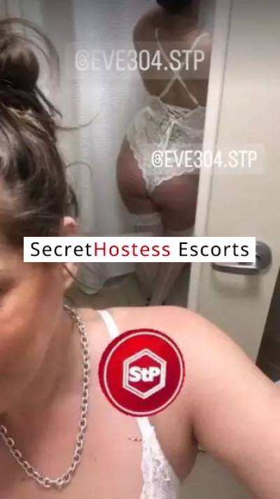 26 year old Escort in Charlotte NC Summer Escort Service