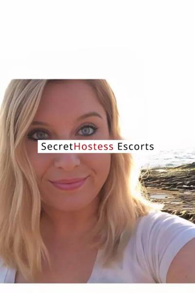 27 year old Escort in New Haven CT Cherry