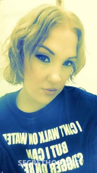 28 year old Escort in Houston TX Slim Thick Blonde Playful spontaneous