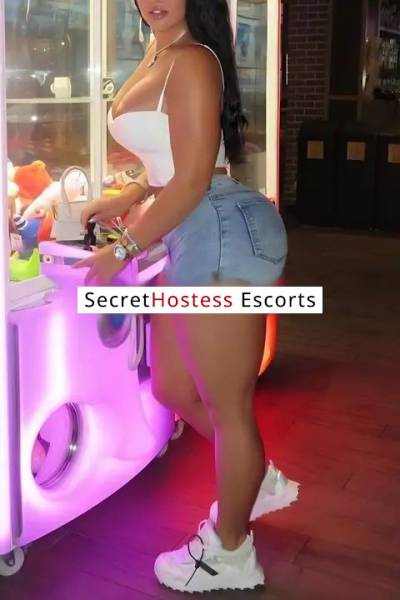 28 Year Old Escort Orlando FL Brunette - Image 1