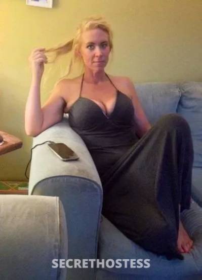 Rosa 41Yrs Old Escort Southwest Virginia VA Image - 2