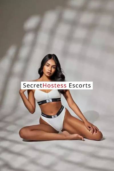 21 Year Old Colombian Escort Barcelona - Image 4