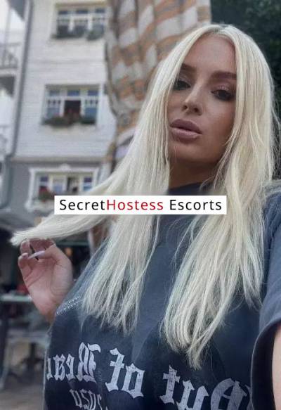 25 Year Old Romanian Escort Hanoi Blonde - Image 4