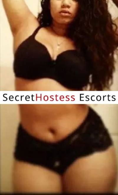 30 Year Old Dominican Escort Chicago IL Redhead Brown eyes - Image 2