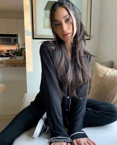 26 year old Escort in Charlotte NC xxxx-xxx-xxx Videos ..Hookup Only