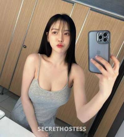 22 year old Asian Escort in Los Angeles CA ..vivian‘s dynasty..ready now asian....come to you....tel
