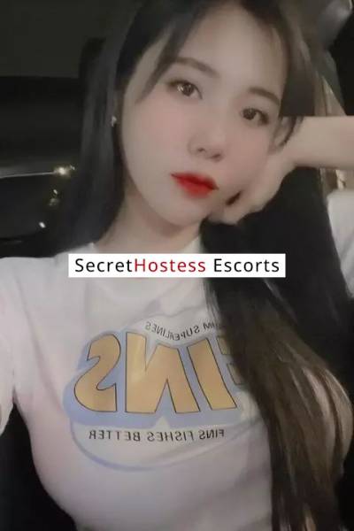 25 year old Vietnamese Escort in Abu Dhabi Seeking a Playful, Witty, Adventurous Gentleman