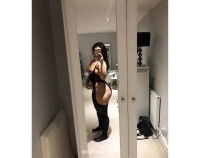 Latina curves big ass party girl incall and outcall in East Midlands