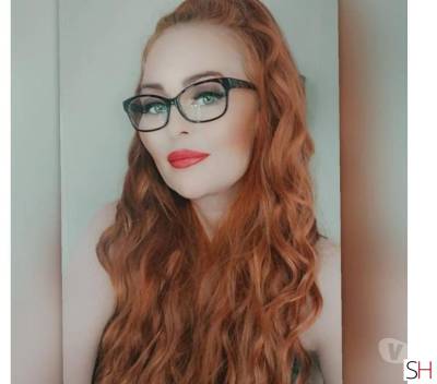 CURVY ENGLISH REDHEAD, Independent in Dorset