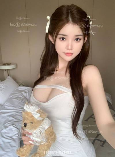 22Yrs Old Escort 52KG 165CM Tall Tokyo Image - 0