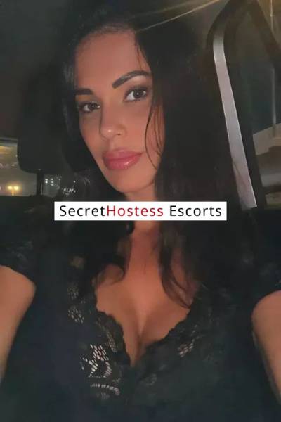36 Year Old Ukrainian Escort Dubai Brunette Hazel eyes - Image 1