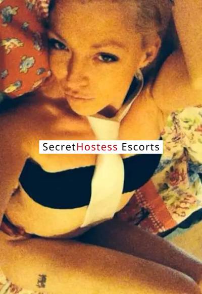 Clover 39Yrs Old Escort 40KG 183CM Tall Chelmsford Image - 9