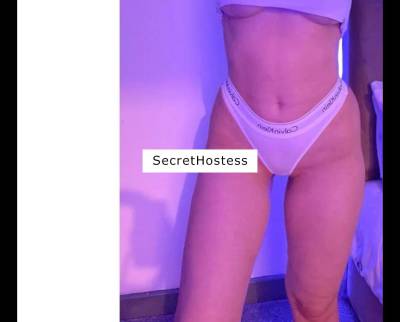 29 year old Romanian Escort in Leeds SARA XXX READ MY DESCRIPTION please . Av till 10 PM