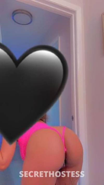 20 year old Escort in Okaloosa FL Sexxy red grown woman with a wet pussy
