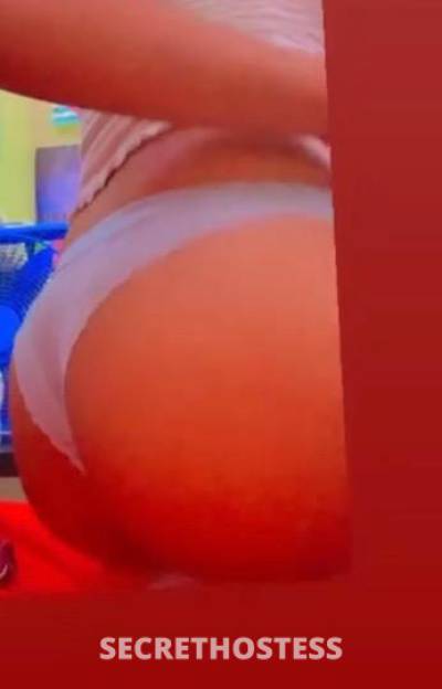 21 year old Escort in Sacramento CA Come have fun wit this wet juciy petite pussy baby
