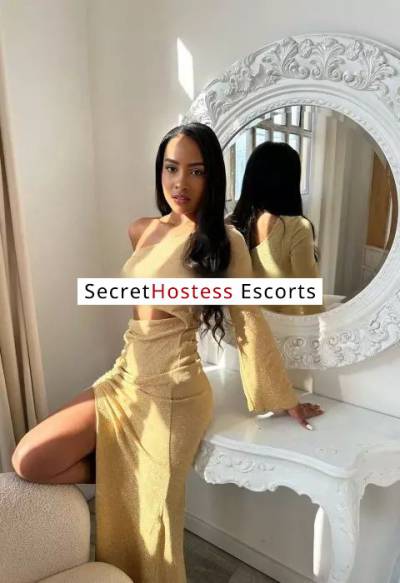 23 Year Old Colombian Escort Barcelona - Image 6
