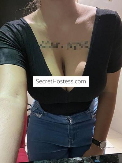 Young malay mix milf good service in Singapore