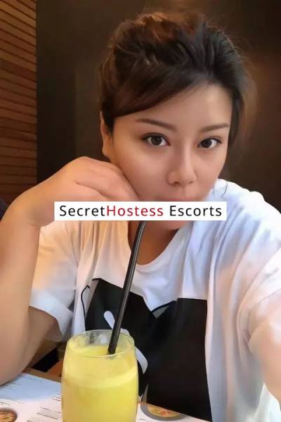 24 Year Old Chinese Escort Khobar - Image 3