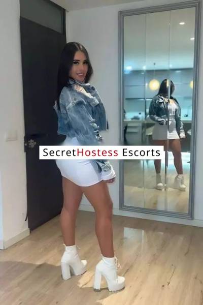 27 year old Romanian Escort in Frankfurt am Main Seeking Fun Companionship