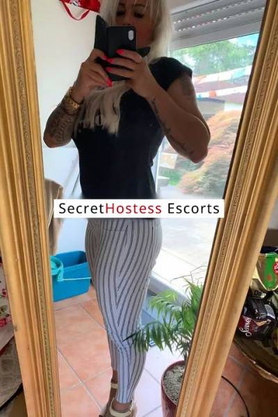 40 Year Old German Escort Munich Blonde - Image 4