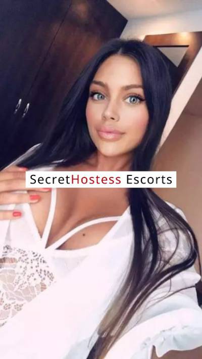 21 Year Old Ukrainian Escort Riyadh Brunette Blue eyes - Image 2