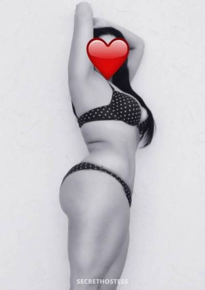 32 Year Old Caucasian Escort Montreal - Image 3