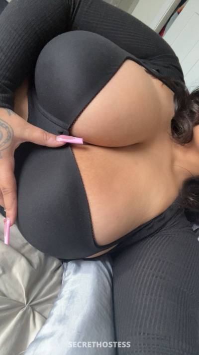 23 year old Latino Escort in New Jersey NJ .. Escape the mundane and allow yourself to be swept away 
