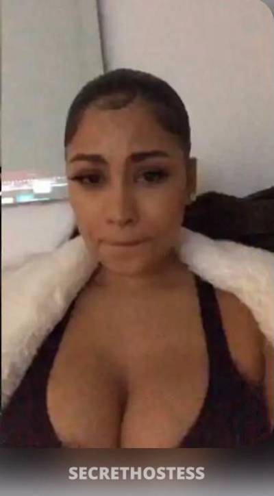28 year old Escort in Chicago IL I’m a professional massage therapist