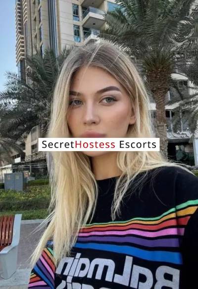 21 Year Old Russian Escort Dubai Blonde - Image 7