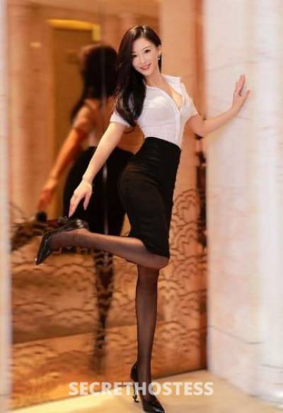 25 year old Asian Escort in Tampa FL Comfortable surroundings, Young and beautiful girls