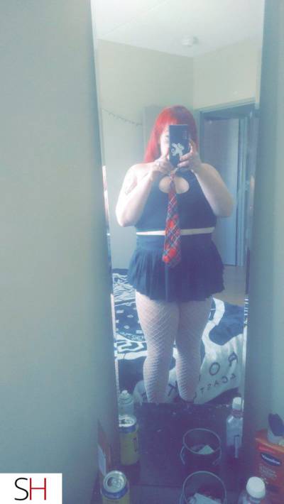 25 year old Caucasian Escort in Winnipeg Transcona incall -folderfriday afternoons with savanah