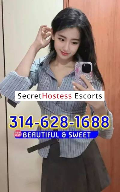 27 year old Asian Escort in St. Louis MO New Exciting Gal