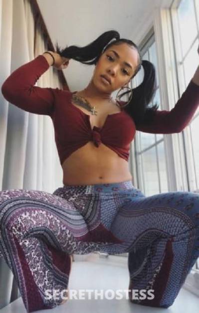 26 year old Escort in Racine WI .Need. Jucy Pussy. now Available All-time. Incalls and 