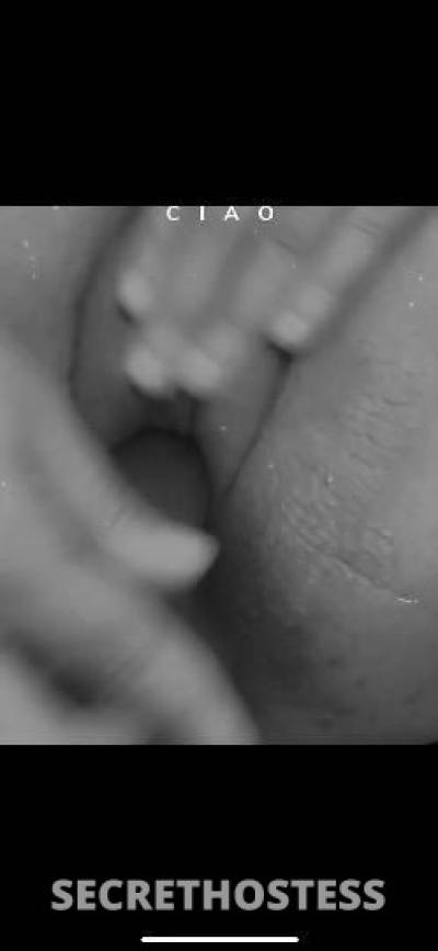 27 year old Mexican Escort in Atlanta GA pretty mexican pussy wet and juicy ready to ride til you 
